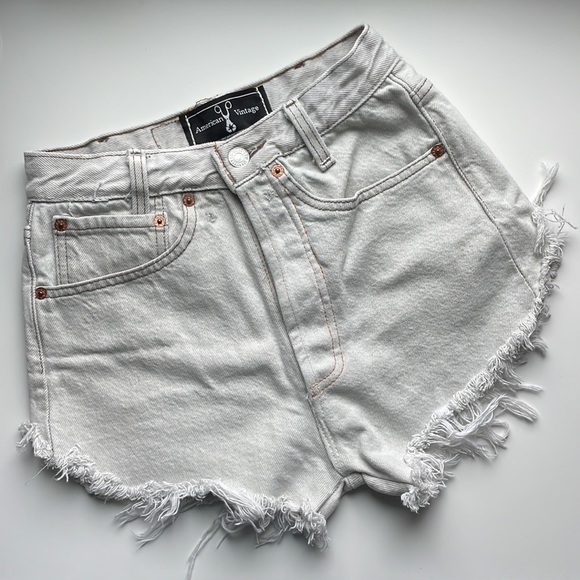 American Vintage Levi shorts 🌟 - Picture 1 of 9